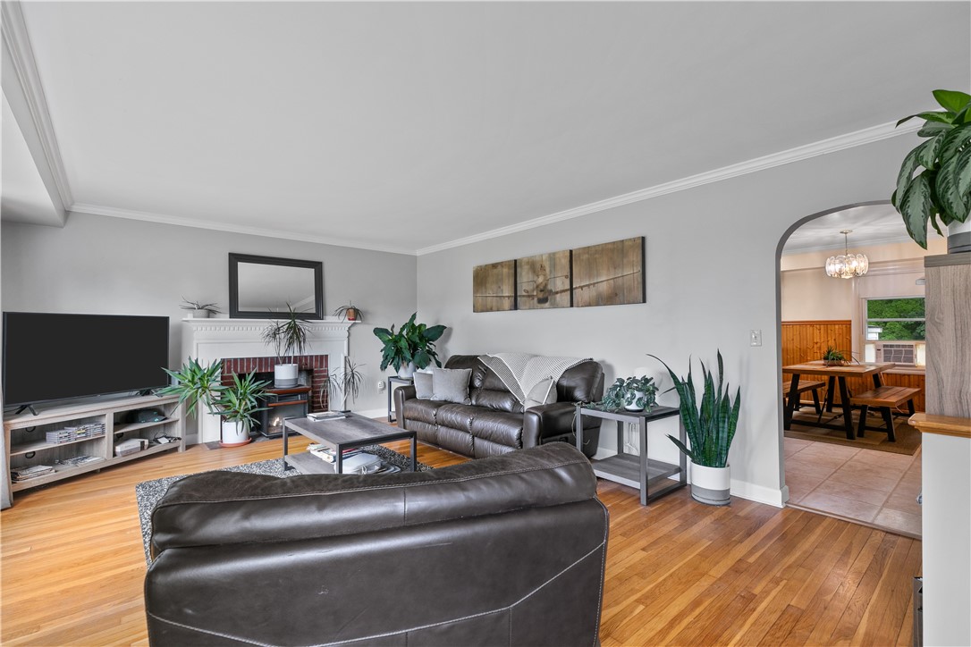 88 Middle Road Portsmouth, RI 02871 - Photo 6 of 43