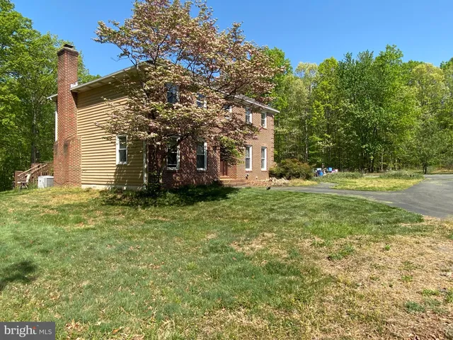 $3,950 | 14917 Lee Highway, Gainesville, VA 20155