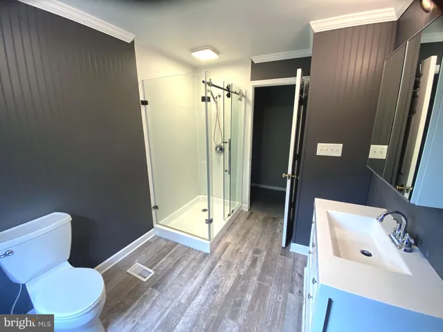 $3,950 | 14917 Lee Highway, Gainesville, VA 20155