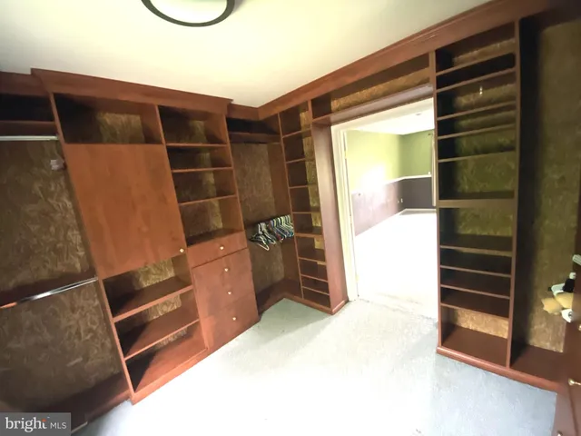 $3,950 | 14917 Lee Highway, Gainesville, VA 20155