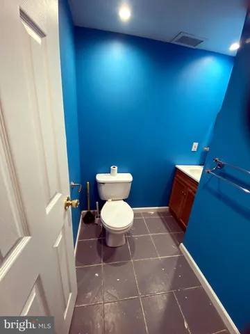 $3,950 | 14917 Lee Highway, Gainesville, VA 20155