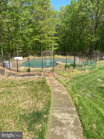 $3,950 | 14917 Lee Highway, Gainesville, VA 20155