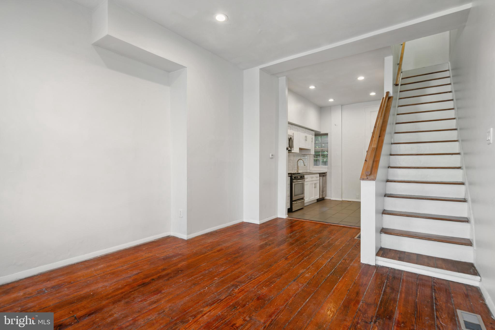 911 North 6th Street Philadelphia, PA 19123 - Photo 20 of 26