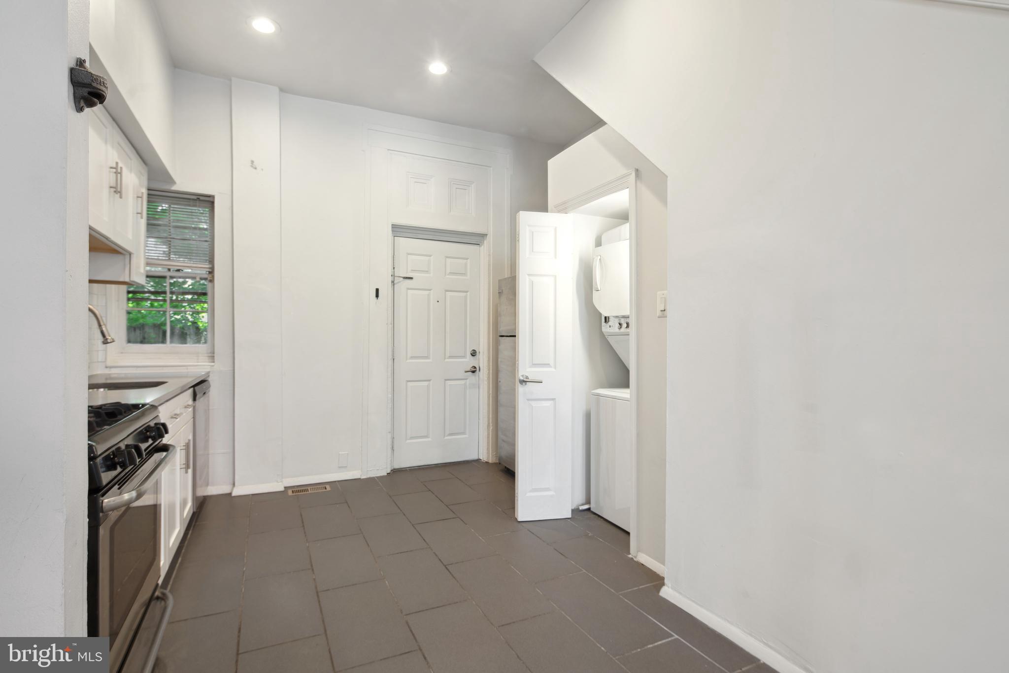 911 North 6th Street Philadelphia, PA 19123 - Photo 22 of 26