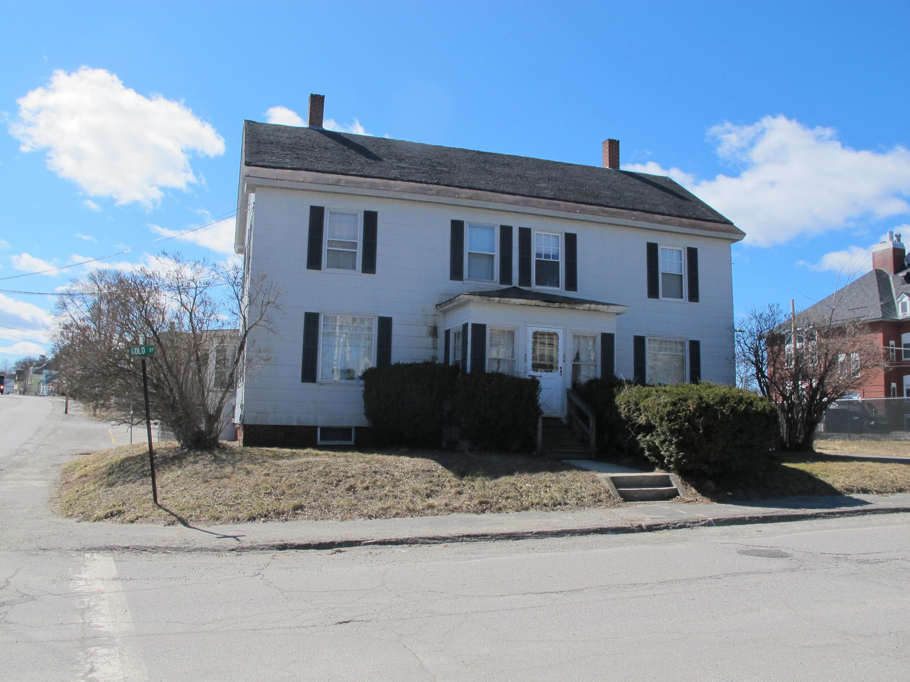 32 Gold Street Waterville, ME 04901 - Photo 1 of 1 Front View