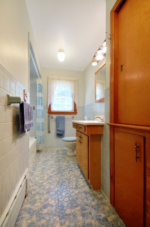 100 Pilgrim Road Clinton, MA 01510 - Photo 14 of 18 Gallery Image 14