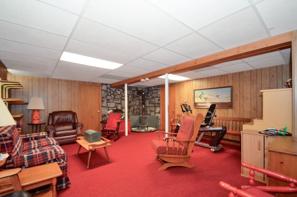 100 Pilgrim Road Clinton, MA 01510 - Photo 15 of 18 Gallery Image 15