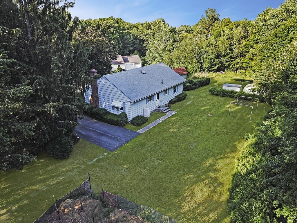 100 Pilgrim Road Clinton, MA 01510 - Photo 17 of 18 Gallery Image 17