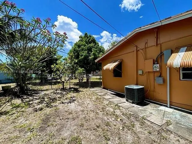 $3,500 | 1536 Northwest 15th Avenue, Fort Lauderdale, FL 33311