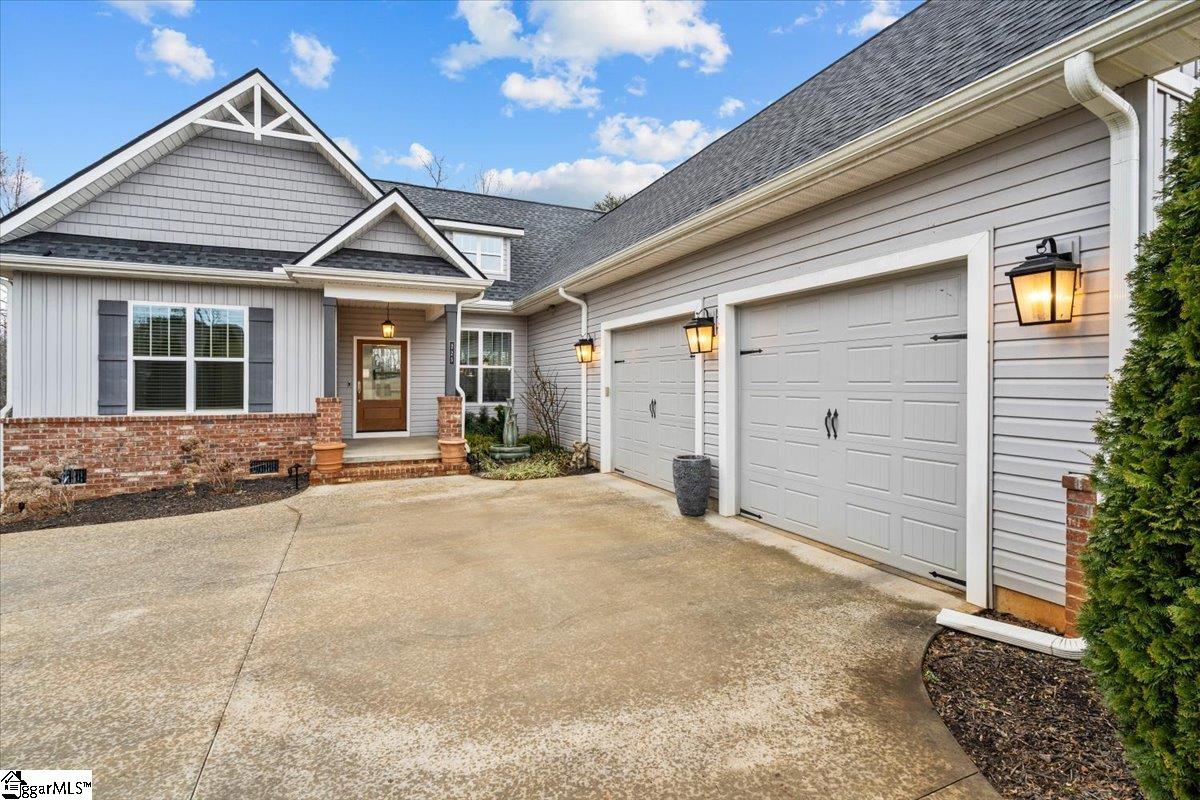 225 Josh Court Greer, SC 29651 - Photo 2 of 34