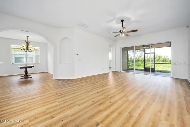 $299,900 | 188 Mendoza Circle, Daytona Beach, FL 32124