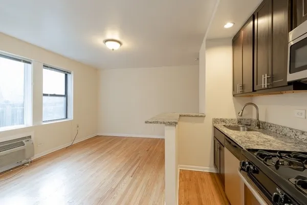 $1,675 | 1504 North Dearborn Parkway, Unit 204, Chicago, IL 60610