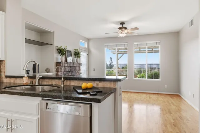 $1,275,000 | 2440 Gillingham Circle, Thousand Oaks, CA 91362