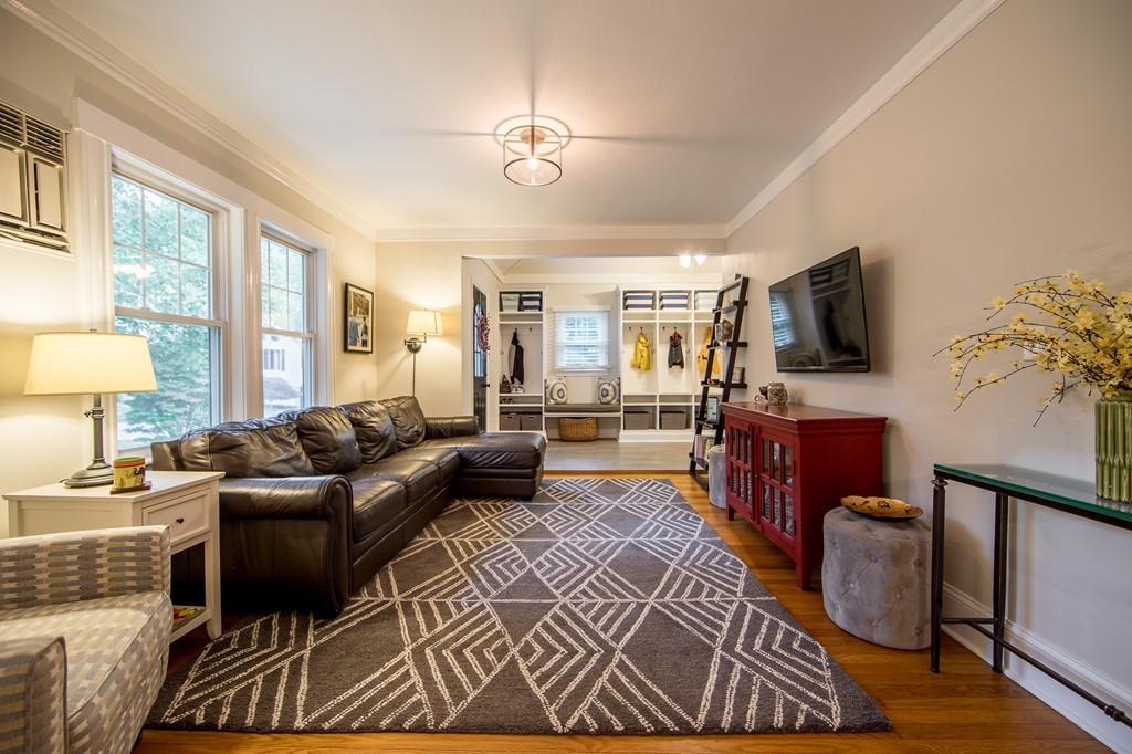 16 Lafayette Road Reading, MA 01867 - Photo 12 of 30 Gallery Image 12