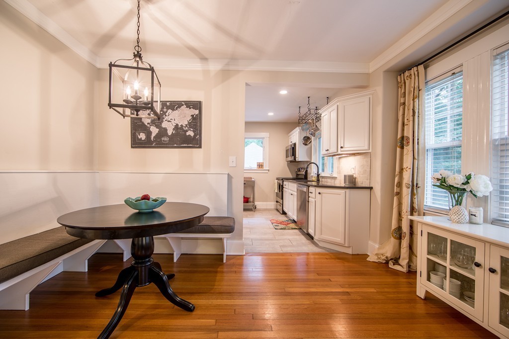 16 Lafayette Road Reading, MA 01867 - Photo 4 of 30 Gallery Image 4