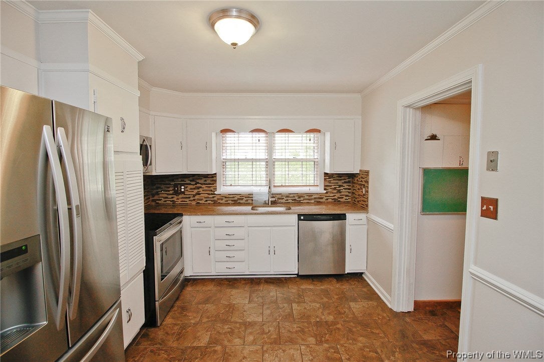 403 Pin Oak Road Newport News, VA 23601 - Photo 11 of 33 Gallery Image 11