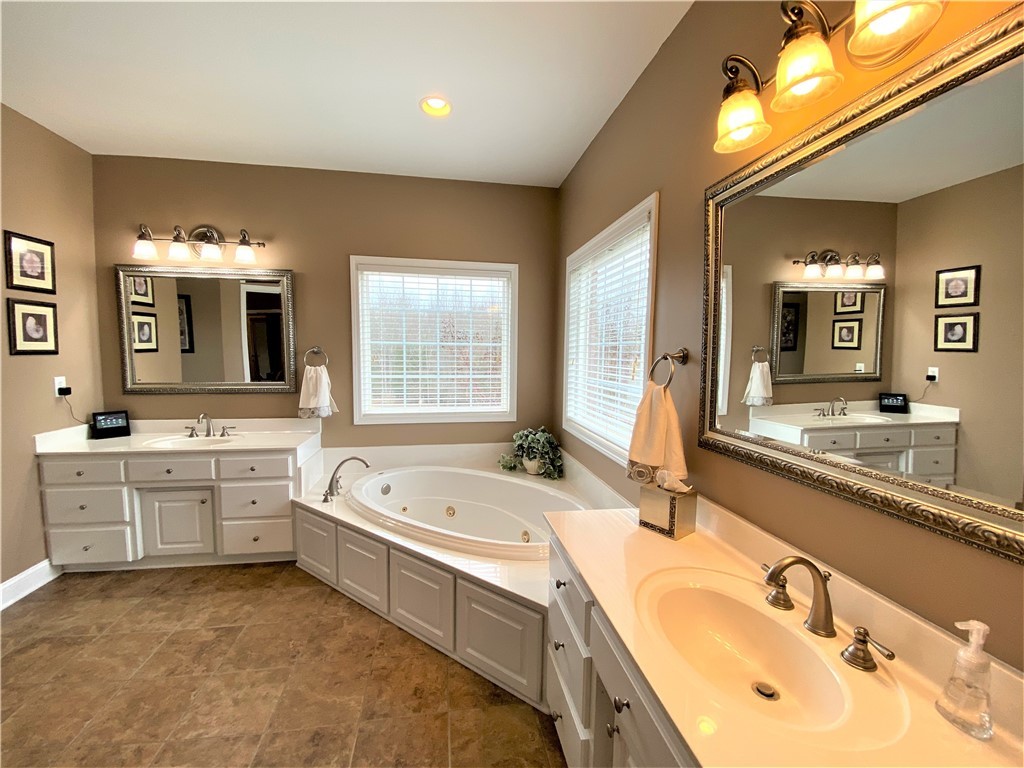 153 Lowe Road Piedmont, SC 29673 - Photo 16 of 27 Gallery Image 16
