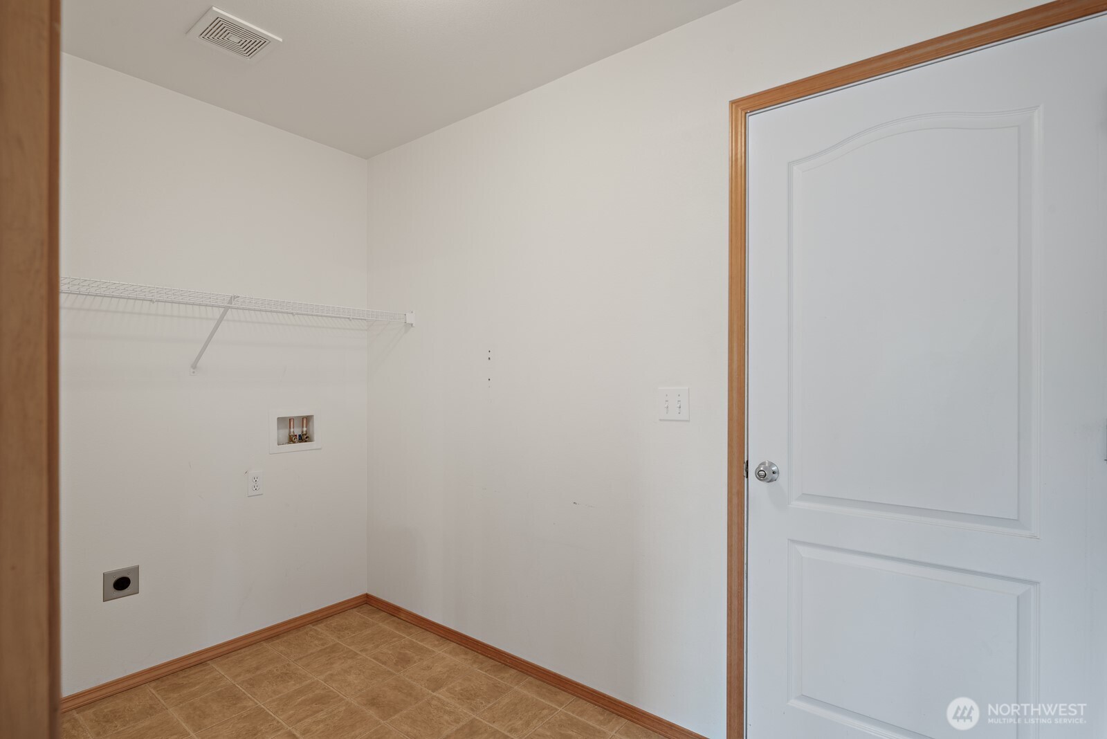 27713 Ridge Way Stanwood, WA 98292 - Photo 12 of 31