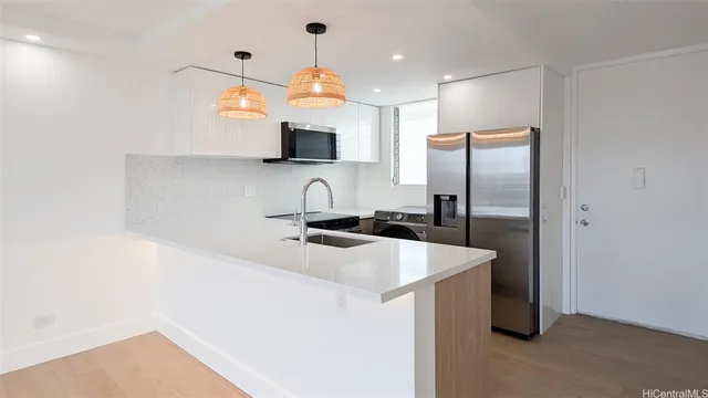$437,000 | 1716 Ke’eaumoku Street, Unit 501, Honolulu, HI 96822