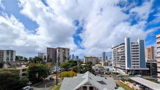 $437,000 | 1716 Ke’eaumoku Street, Unit 501, Honolulu, HI 96822