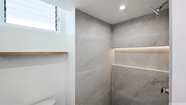 $437,000 | 1716 Ke’eaumoku Street, Unit 501, Honolulu, HI 96822