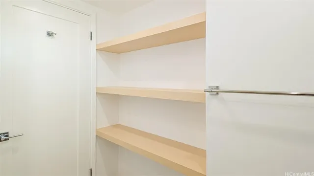 $437,000 | 1716 Ke’eaumoku Street, Unit 501, Honolulu, HI 96822