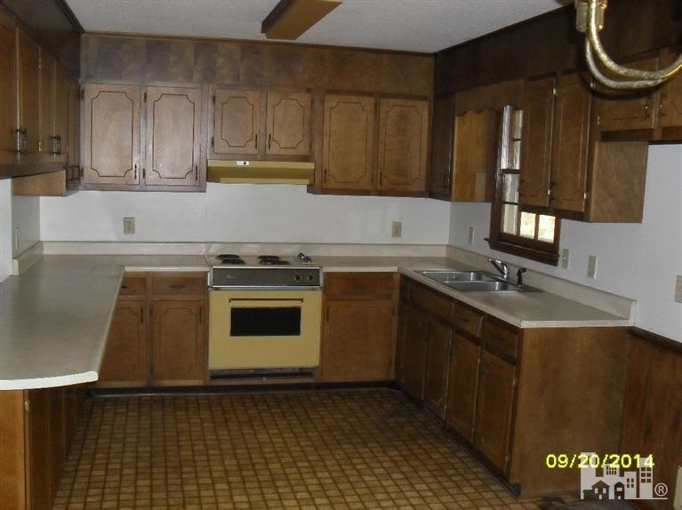 1140 Pleasant Union Road Roseboro, NC 28382 - Photo 4 of 11 Additional Photo