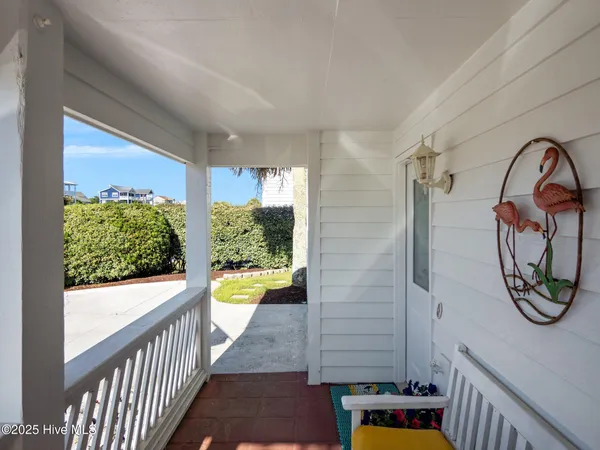 $2,590,000 | 3903 Ocean Drive, Emerald Isle, NC 28594