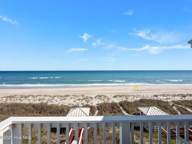 $2,685,000 | 3903 Ocean Drive, Emerald Isle, NC 28594