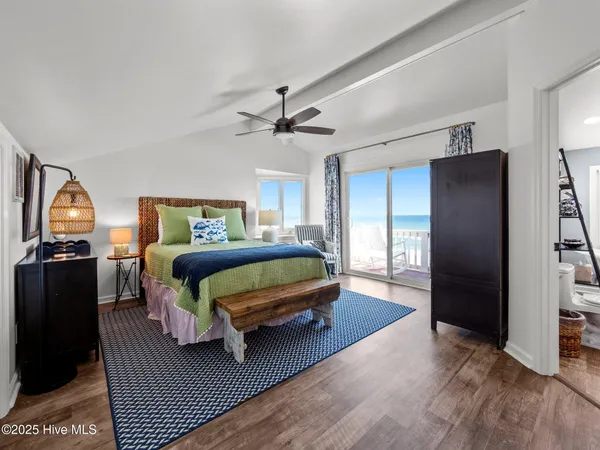 $2,590,000 | 3903 Ocean Drive, Emerald Isle, NC 28594