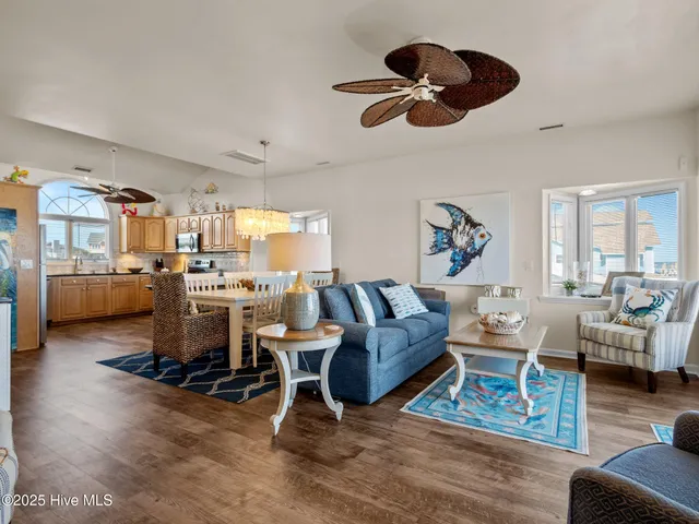 $2,685,000 | 3903 Ocean Drive, Emerald Isle, NC 28594