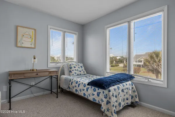 $2,590,000 | 3903 Ocean Drive, Emerald Isle, NC 28594