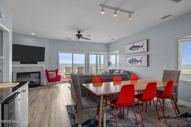 $2,685,000 | 3903 Ocean Drive, Emerald Isle, NC 28594