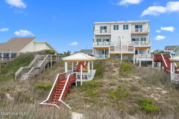 $2,590,000 | 3903 Ocean Drive, Emerald Isle, NC 28594