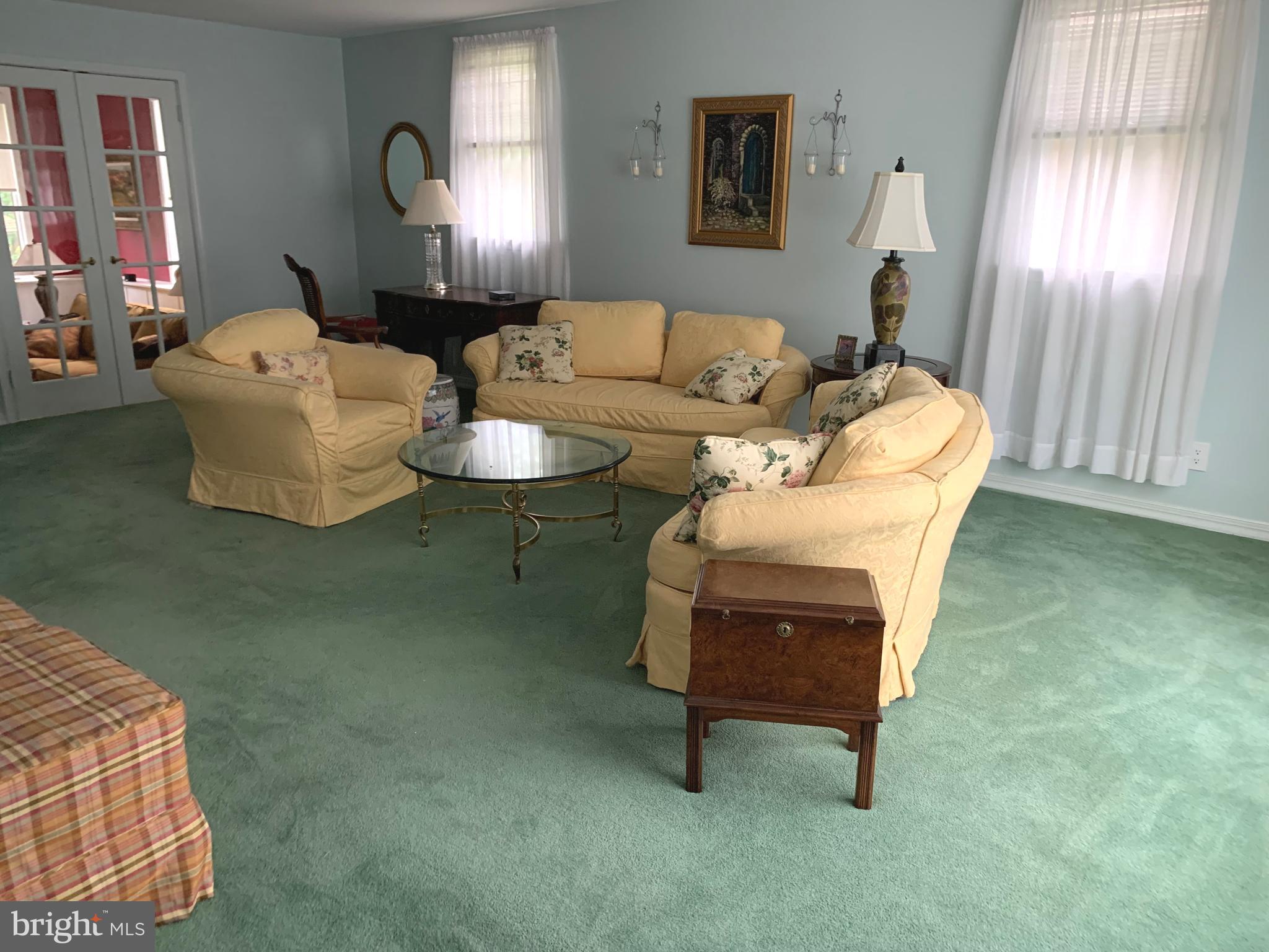213 Cowbell Road Willow Grove, PA 19090 - Photo 3 of 21 Gallery Image 3