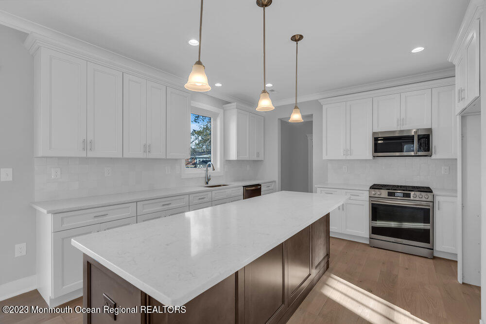 2 Sander Way Bayville, NJ 08721 - Photo 13 of 49 022_dsc03253