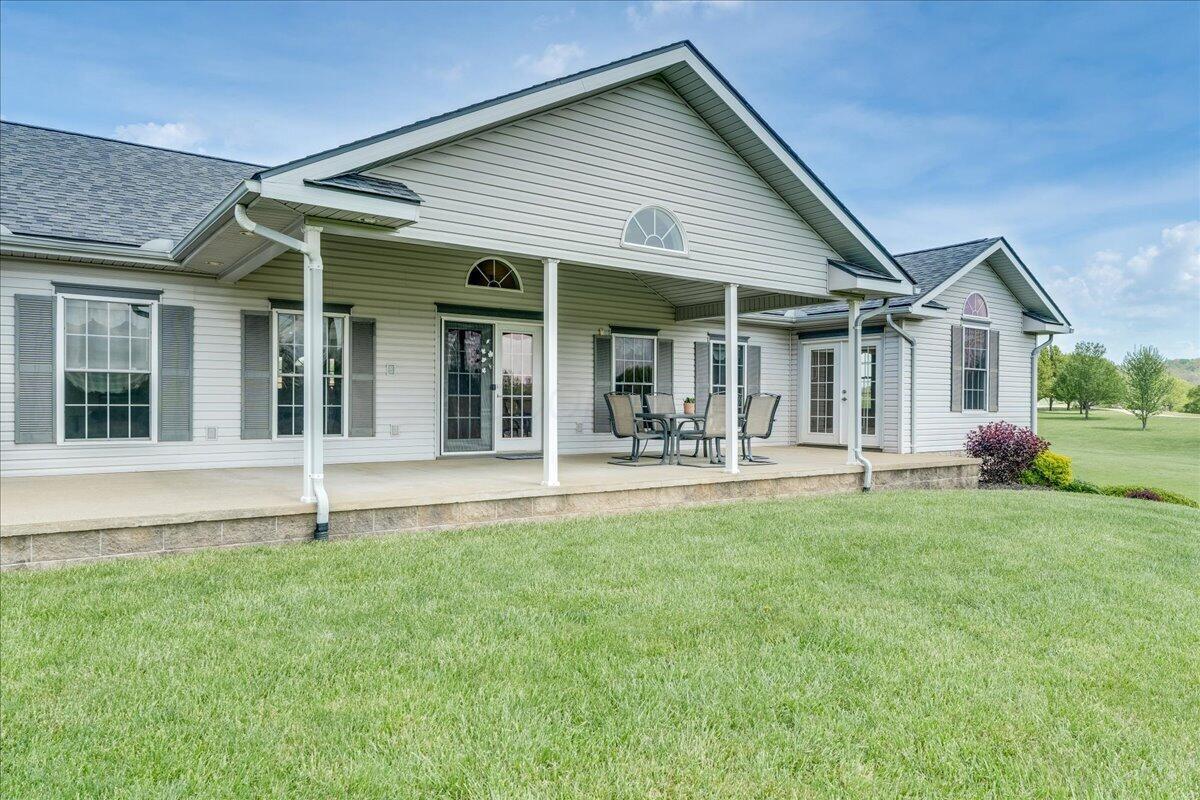 5325 Westfall Road Southwest Lancaster, OH 43130 - Photo 57 of 80 5325 Westfall Rd SW 43130 (19)