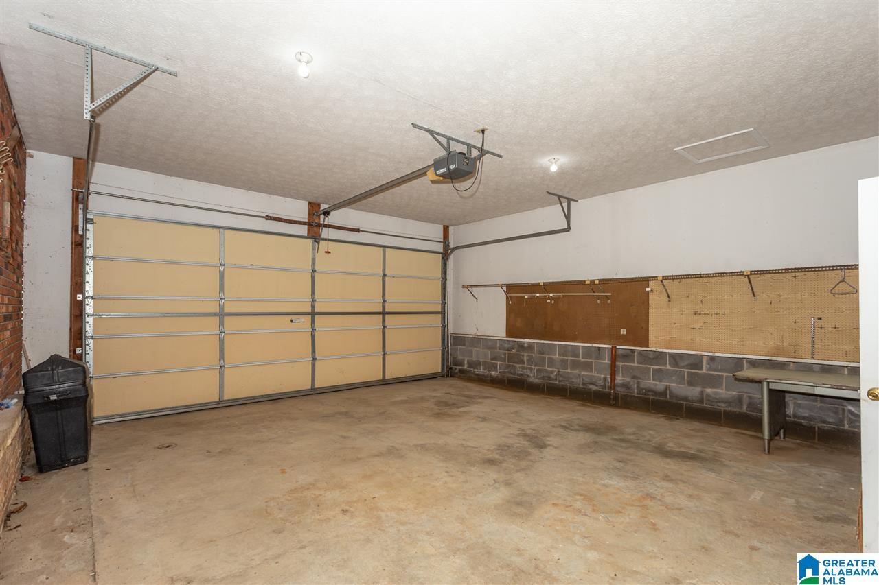 1425 Sunset Drive Weaver, AL 36277 - Photo 31 of 36