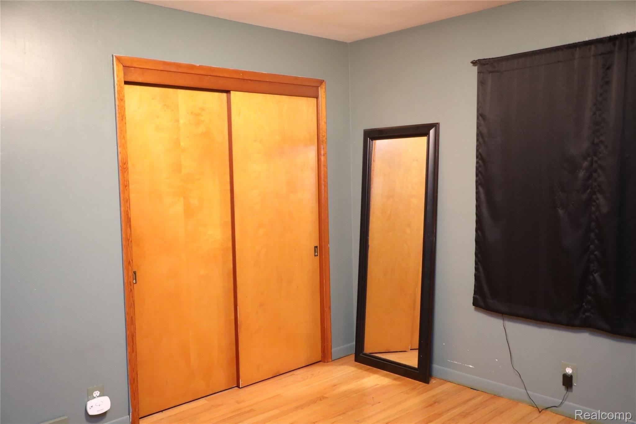 8085 Busch Street Center Line, MI 48015 - Photo 20 of 38 6K1A3949.JPG