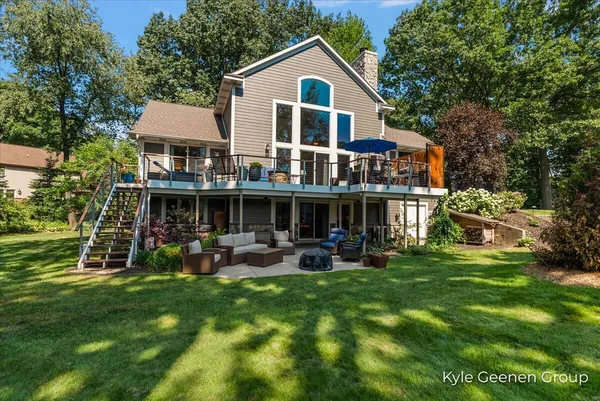$925,000 | 46 Counts Cove Court, Holland, MI 49424