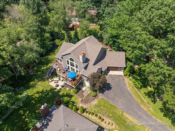 $925,000 | 46 Counts Cove Court, Holland, MI 49424