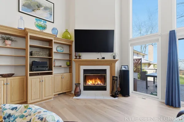 $925,000 | 46 Counts Cove Court, Holland, MI 49424