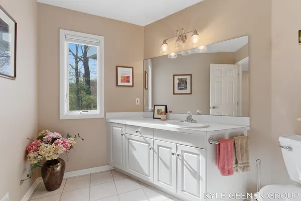 $925,000 | 46 Counts Cove Court, Holland, MI 49424