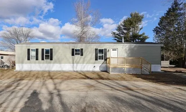 $159,900 | 33 Longbow Drive, Conway, NH 03860
