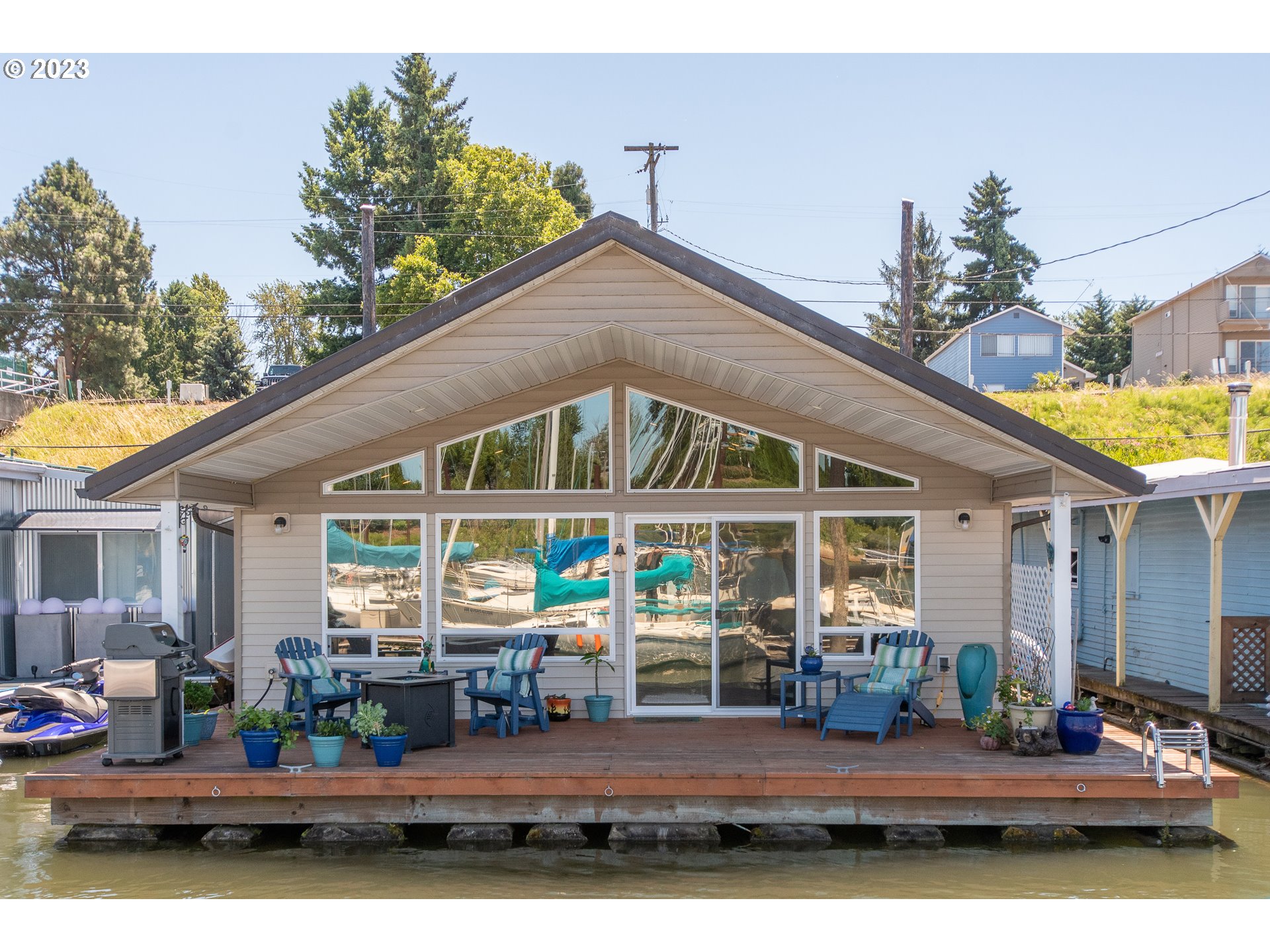 173 North Bridgeton Road, Unit 17 Portland, OR 97211 - Photo 1 of 26 Gallery Image 1