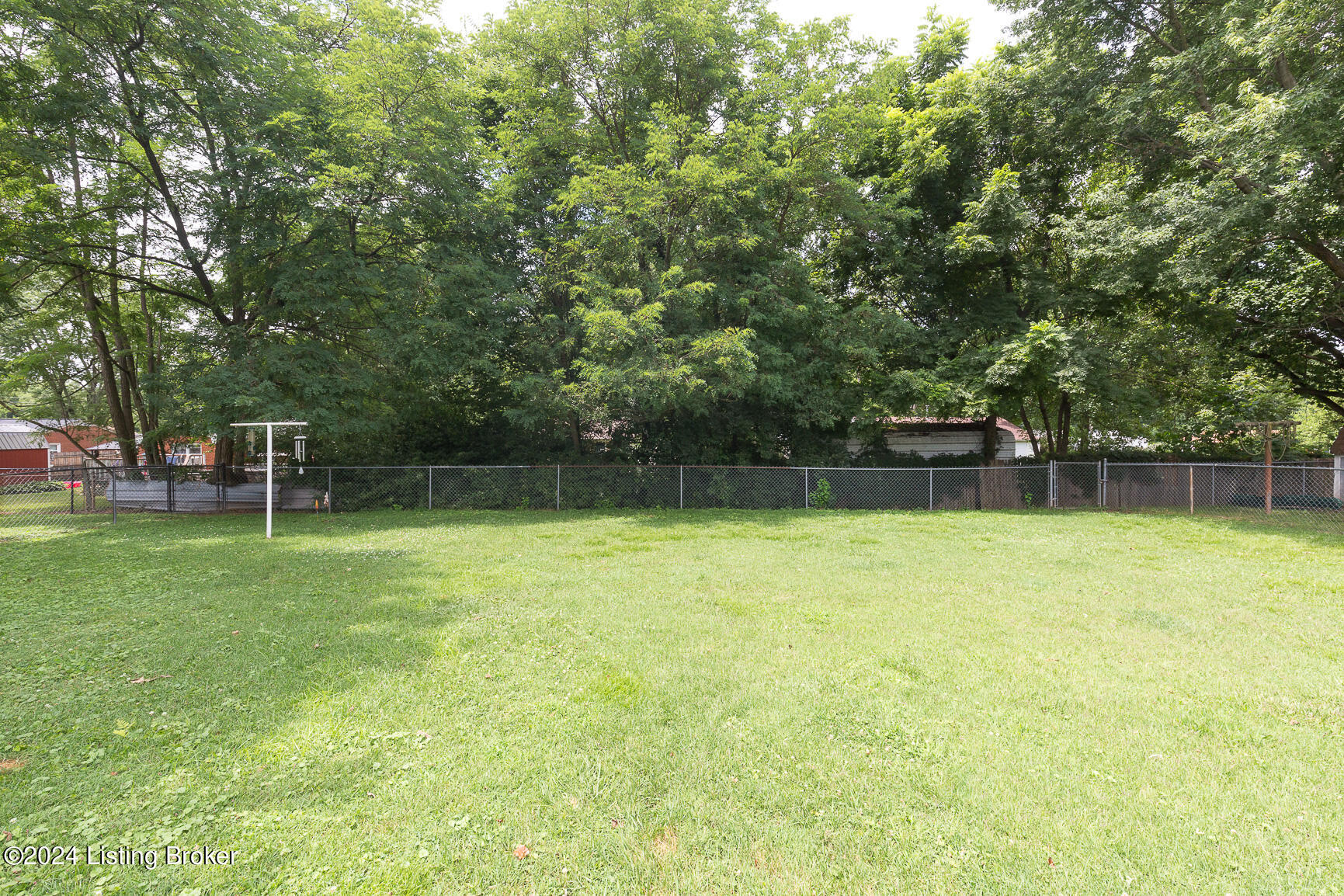7408 Terry Road Louisville, KY 40258 - Photo 14 of 17 7408 Terry-14