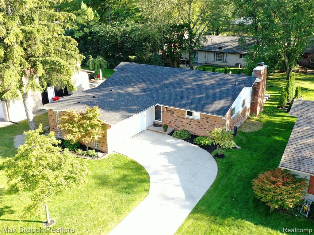 30051 Rambling Road Southfield, MI 48076 - Photo 40 of 42