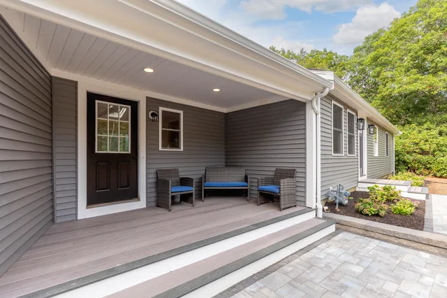 $729,000 | 315 Blackthorn Road, Marstons Mills, MA 02648