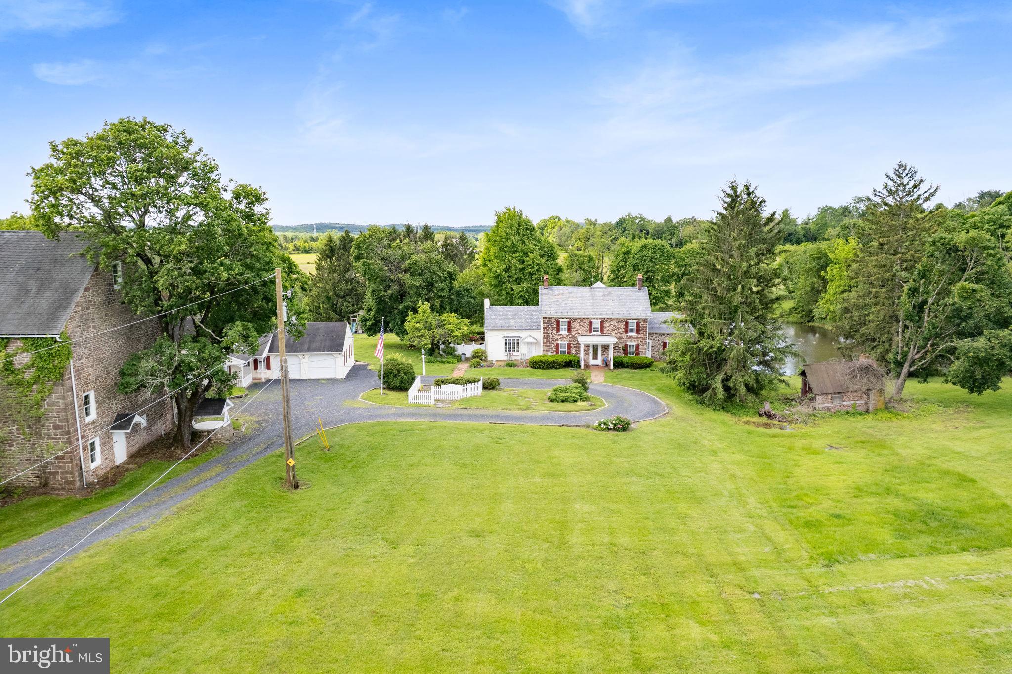 2046 Pleasant View Road Coopersburg, PA 18036 - Photo 26 of 70 Gallery Image 26