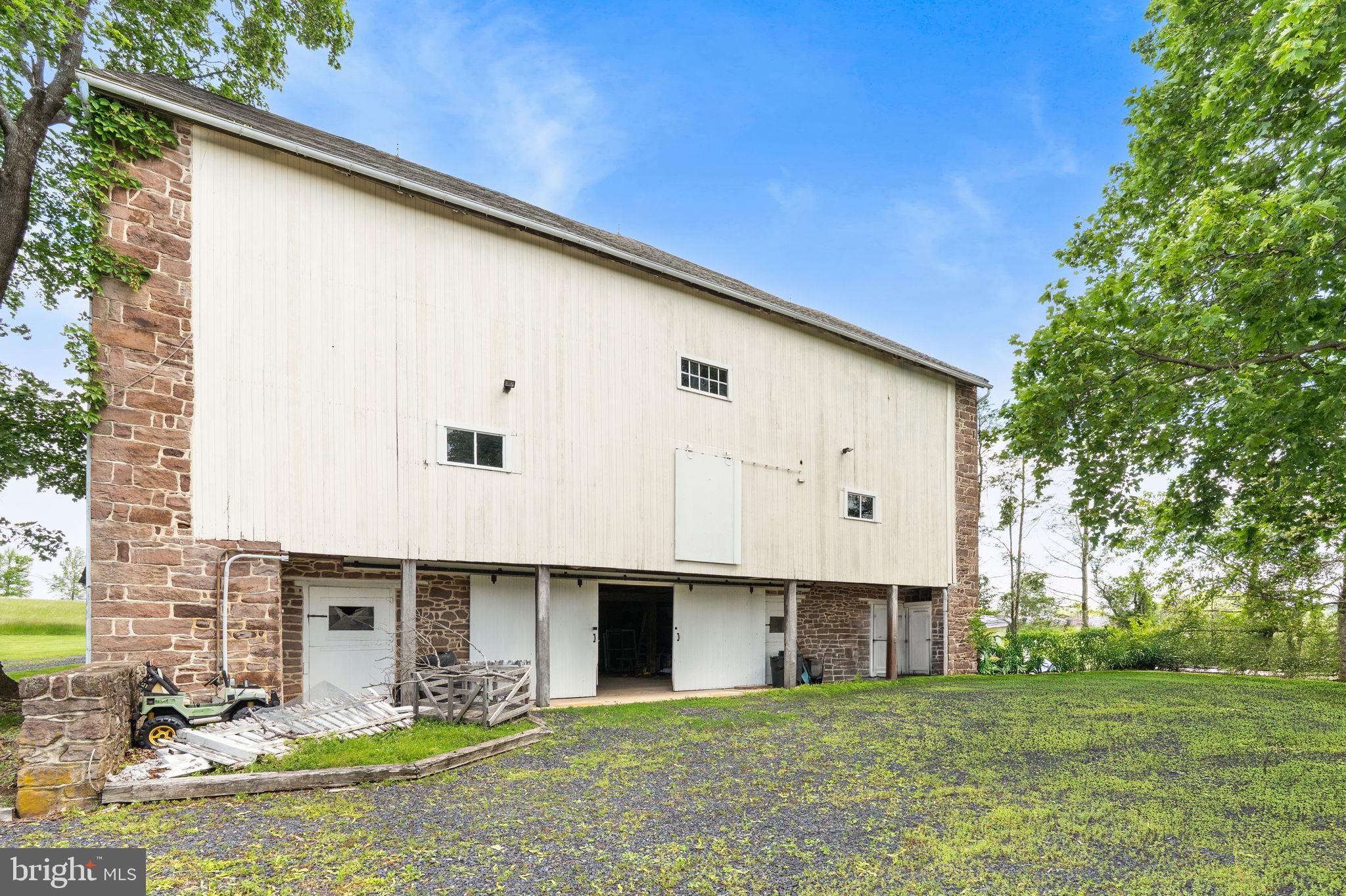 2046 Pleasant View Road Coopersburg, PA 18036 - Photo 30 of 70 Gallery Image 30